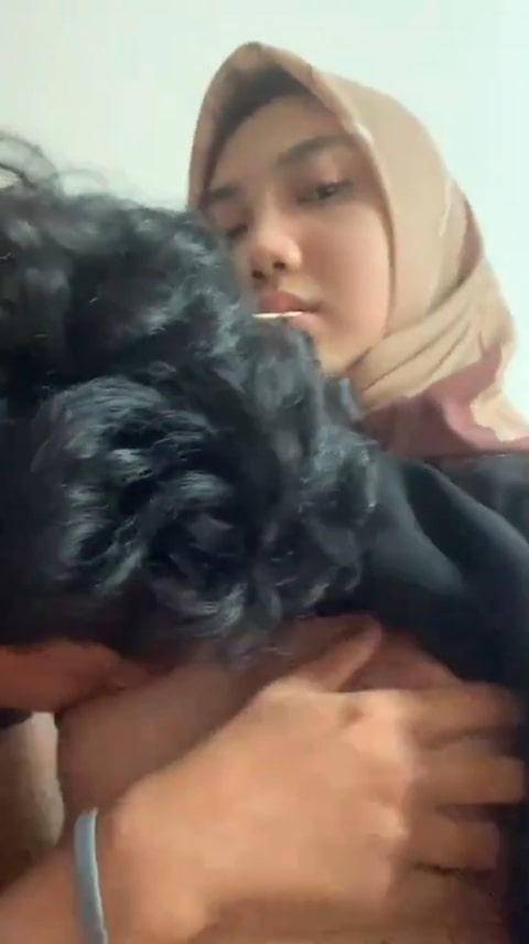 Video Auraprin Selingkuh